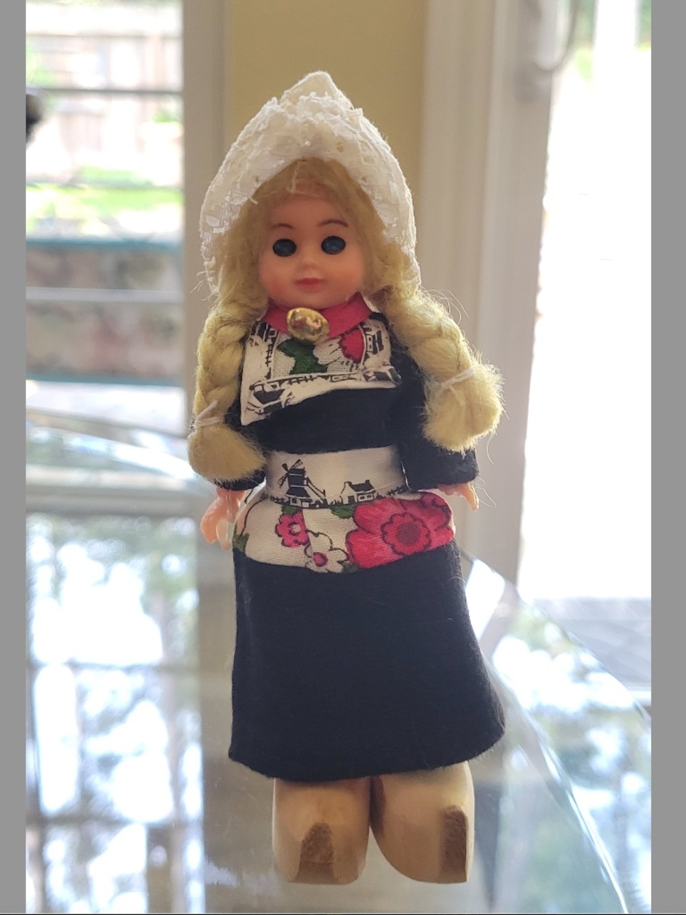 Dutch Doll, Collectors or play, Blue Sleepy Eyes, buy 1=1 Free